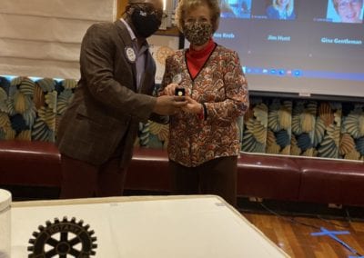 Carolyn Sparks receives her PH+7 award !! from Kim Nyoni